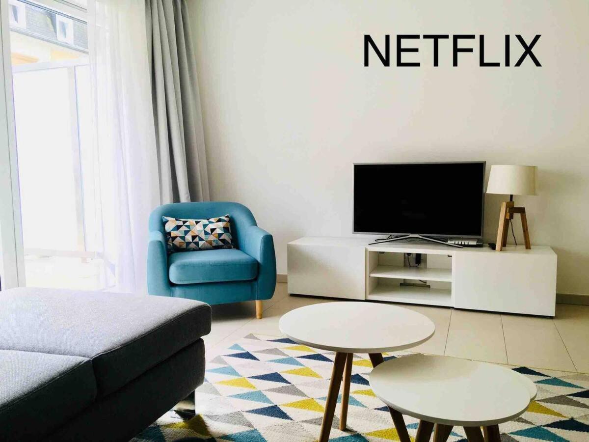 Retro Chic 100M2 Flat, In Center With Terrace And Parking- 92 Apartment Luxembourg Bagian luar foto
